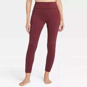 All In Motion High-Rise 7/8 Athletic Leggings w/ Side Pockets